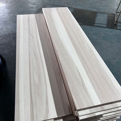 Épaisseur de 6 mm-30 mm Bois de peuplier naturel Matériau durable pour le matériel du cercueil