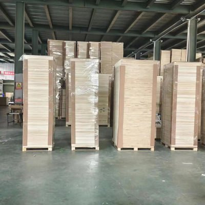 Solution totale de la carte blanchie de paulownia 2440*1220 mm pour les projets en vente