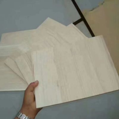 100 mm à 2440 mm Longueur Qingfa FSC 100% Paulownia Pine Bois de Karaté Taekwondo
