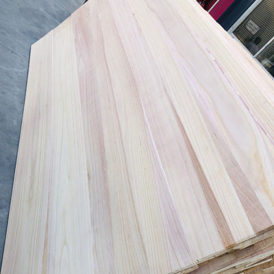 Planche en bois massif avec capacité de solution de projet Autres et teneur en humidité 8%-12%