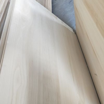 bois de paulownia taille personnalisée planches de bois blanchies sans nœuds 1220x2440mm