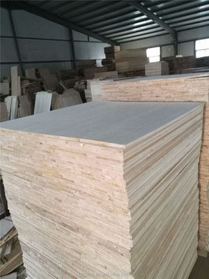 Plaques de paulownia en bois massif avec 2440x1220 ou 1200x600 ou spécifications personnalisées