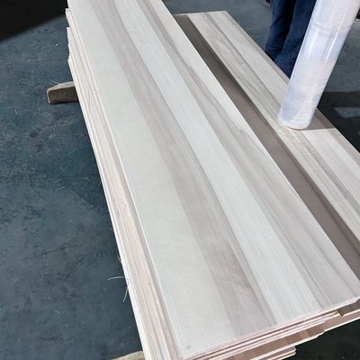 2440x1220 ou Taille personnalisée E0 Plaque adhésive Prix du bois de peuplier d'épaisseur de 6 mm-30 mm