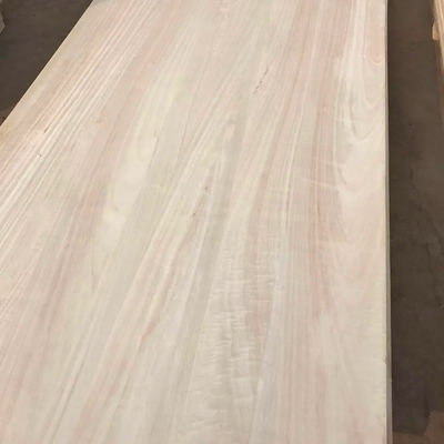 Panneau de bois massif chinois de paulownia dans un style de conception moderne pour les panneaux de paulownia