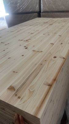 Meubles en bois massif armoire porte armoire couchette de base avec une teneur en humidité de 8% à 12%