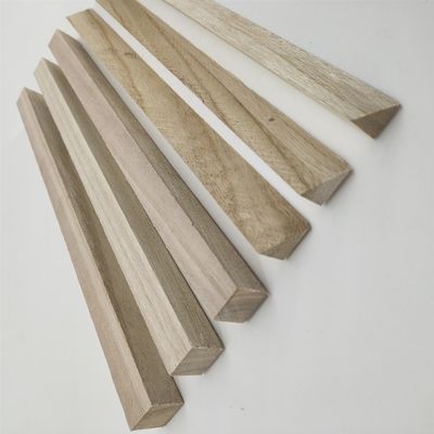 11 mm x 11 mm de bois de chaume de paulownia Triangle bandes de bois avec une teneur en humidité de 8% à 12%