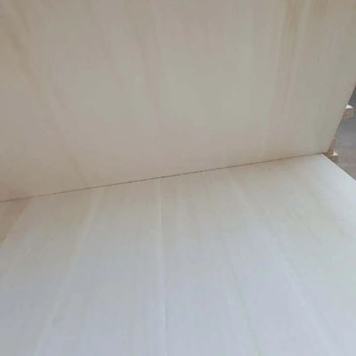 Taille personnalisée Paulownia Bois joint avec bois massif de couleur naturelle