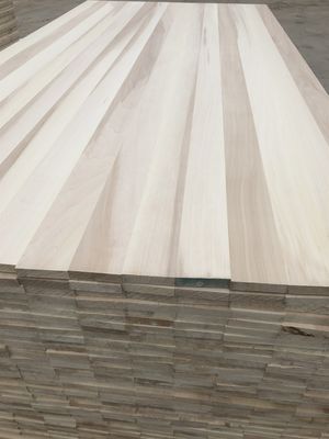 Panneau de bois massif de peuplier de 4X8 pouces avec et compétitif en 480-510 kg/m3 Densité