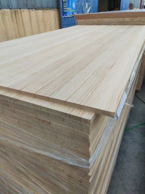 Bois en bois de pin, bois à grains droits, bois massif, parfait pour l'artisanat à domicile