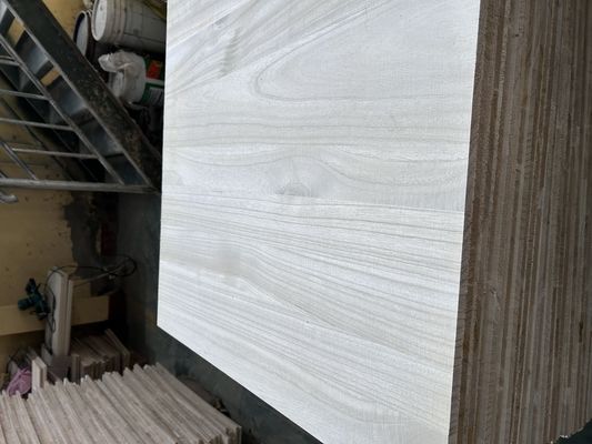 Tableau en bois de taille personnalisée avec panneau de paulownia blanchi et taille 2440x1220 ou 1200x600