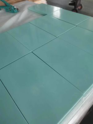Couleurs personnalisées Panneaux de bois décoratif en feuille de pin pour la capacité de résolution de projet