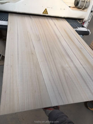 Boîtier collé de bord de paulownia blanchi pour l'armoire de coffre en bois 3 mm-55 mm