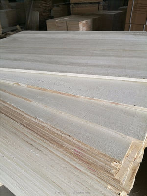 Boîtier collé de bord de paulownia blanchi pour l'armoire de coffre en bois 3 mm-55 mm