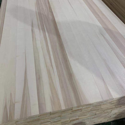 Design moderne Populus spp Planche en bois de peuplier pour meubles Contenu en humidité de 8% à 12%