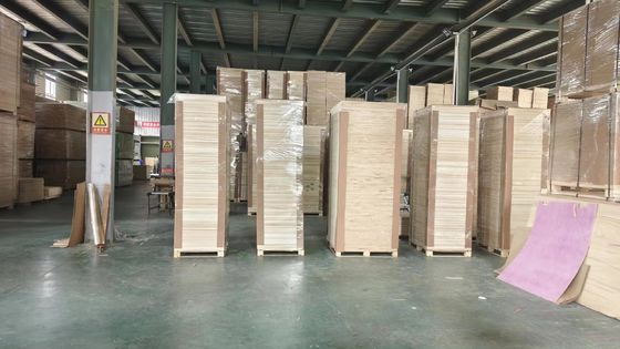Matériaux pour la décoration de la maison Tablette blanchie Paulownia avec support technique en ligne