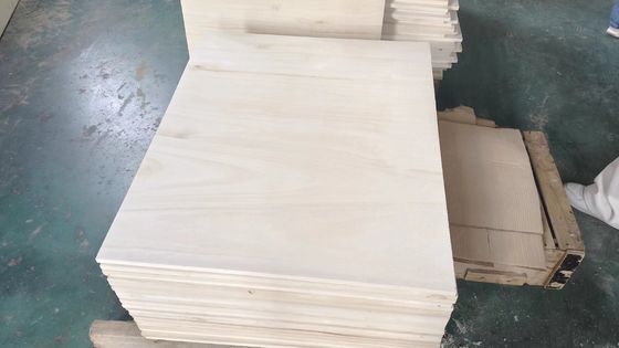 Matériaux pour la décoration de la maison Tablette blanchie Paulownia avec support technique en ligne