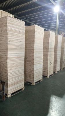 Solution totale de la carte blanchie de paulownia 2440*1220 mm pour les projets en vente