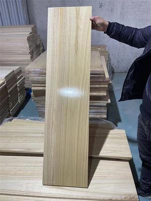Assistance technique en ligne pour la colle à bord de bois de paulownia personnalisée