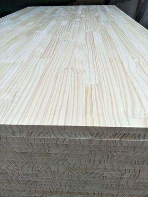 Panneau de bois de pin articulé au doigt 1220x2440 mm ou sur mesure