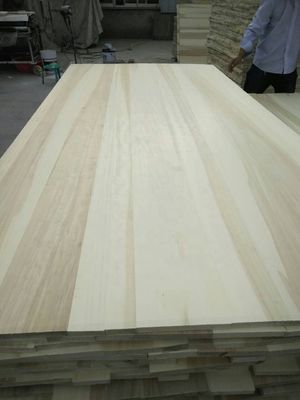 Panneau en bois de peuplier Panneau en bois massif AA AB Longueur de grade 100 mm-2440 mm Assistance technique en ligne