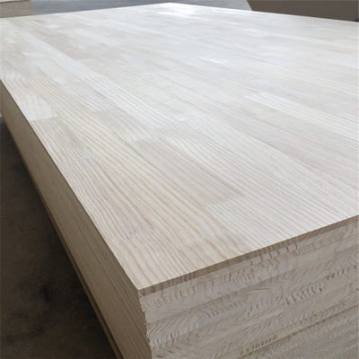 Tableau joint à doigts Finition et surface propre pour le pin Paulownia Poplar bois de caoutchouc