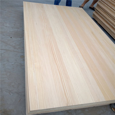 Panneaux de bois de pin certifiés FSC Style de conception traditionnel