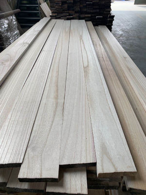 Taille personnalisée 3-50 mm Bandes de bois de paulownia pour les solutions de projet