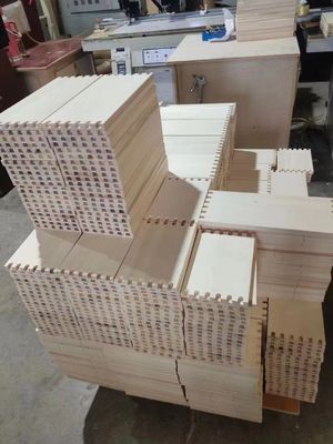 Panneau de rangement de première classe en bois léger pour les tiroirs des armoires
