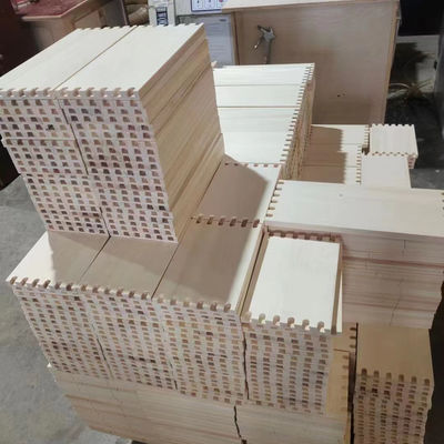 Planche à rainures en bois fin pour meubles de conception moderne