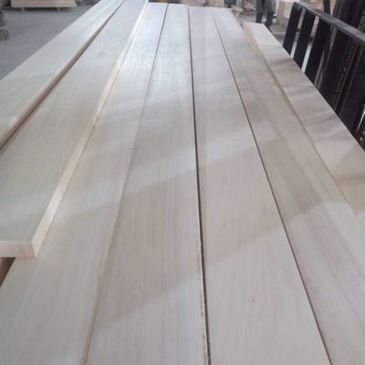Plaques de peuplier de haute densité de 470 kg/m3 pour panneaux de bois massif