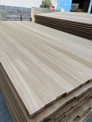Planche en bois de peuplier carbonisé d'une épaisseur de 12 mm à 30 mm certifiée FSC