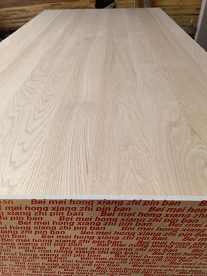 Grade AA Nord-américain Red Oak Taille personnalisée Panneau droit Panneau solide Assistance technique en ligne