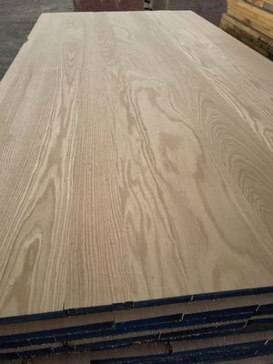 Grade AA Nord-américain Red Oak Taille personnalisée Panneau droit Panneau solide Assistance technique en ligne