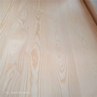 Atelier bois de bois de pin massif utilisé pour les meubles