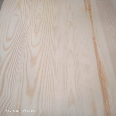 Atelier bois de bois de pin massif utilisé pour les meubles