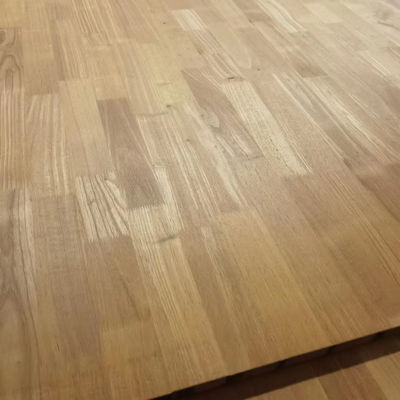 Panneau en bois massif carbonifié sur mesure 1220x2440mm Panneau en bois dur en caoutchouc