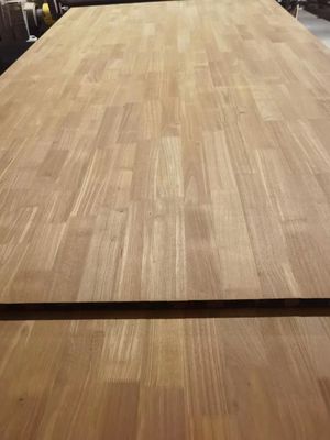 Panneau en bois massif carbonifié sur mesure 1220x2440mm Panneau en bois dur en caoutchouc