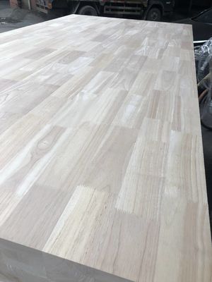 Panneau en bois massif carbonifié sur mesure 1220x2440mm Panneau en bois dur en caoutchouc