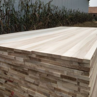 Atelier Planches en bois de peuplier avec une épaisseur de 3 mm à 50 mm Excellente durabilité