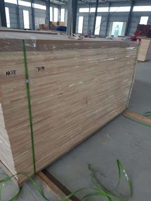 En caoutchouc, en bois, en bois, en bois, en bois, en bois.