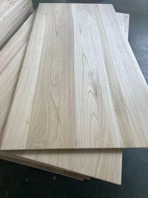 Ventes essentielles de différentes spécifications de panneaux en bois de paulownia