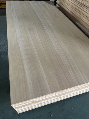 Planche de bois massif de bois naturel de paulownia feuille de bois pour les solutions de projet
