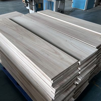 Améliorez votre décor avec des dalles de paulownia certifiées FSC Service après-vente inclus