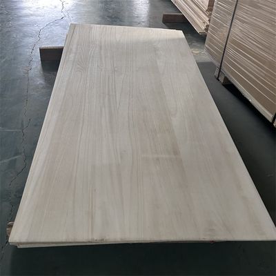 2440x1220 ou 1200x600 ou planches de bois de paulownia personnalisées pour une capacité de solution de projet