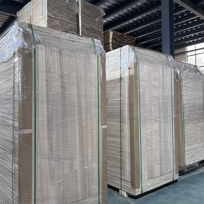 2440x1220 ou 1200x600 ou planches de bois de paulownia personnalisées pour une capacité de solution de projet