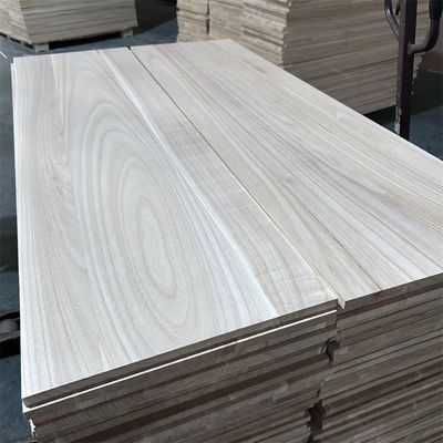 Taille personnalisée Paulownia AA Grade Solid Wood Board