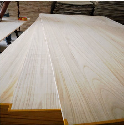 Planches de bois de paulownia avec une teneur en humidité d'échantillon libre de 8% à 12% Style de conception moderne