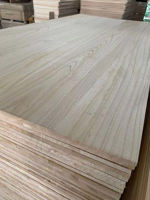 FSC 100% certifié 3 mm-50 mm de bois de paulownia pour la fabrication de meubles sur mesure