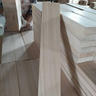 Produits de qualité AA, panneaux de paulownia 2x4