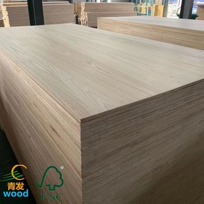 Planches de bois de paulownia de bois lisse poncé pour retour et remplacement